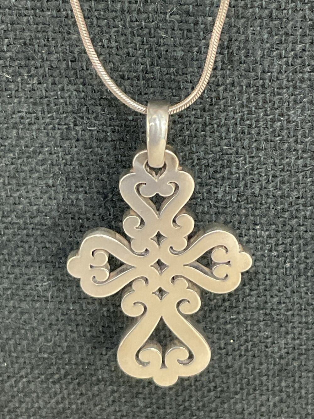 RETIRED JAMES AVERY STERLING SILVER SPANISH MISSION CROSS & CHAIN BOX